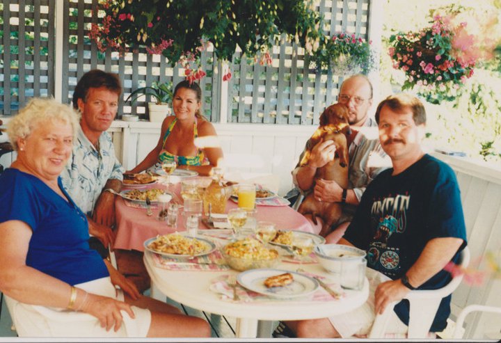 Family gatherings in North Vancouver | Art Therapy with Kimberly