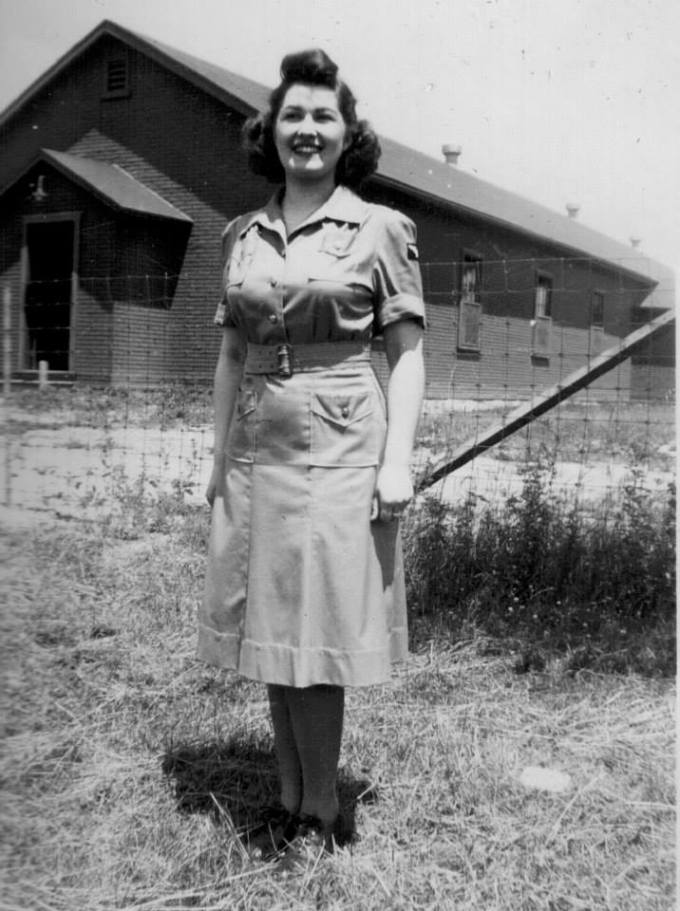 Reflections of my past | Art Therapy with Kimberly