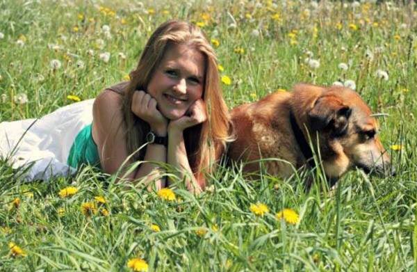 Elizabeth | Supporting those with a mental illness live a better life through creative writing and positive psychology | Art Therapy with Kimberly